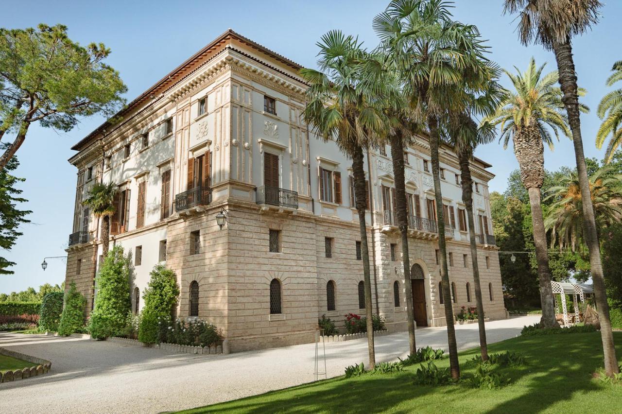 Villa Corallo Sant'Omero Bagian luar foto